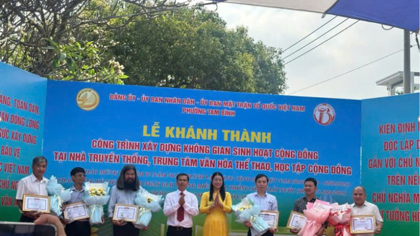 Lễ khánh thành tòa nhà văn phòng mới của Nhã Phượng